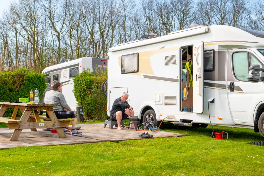 Camping Duin Strand Kampeerplaats met vlonder